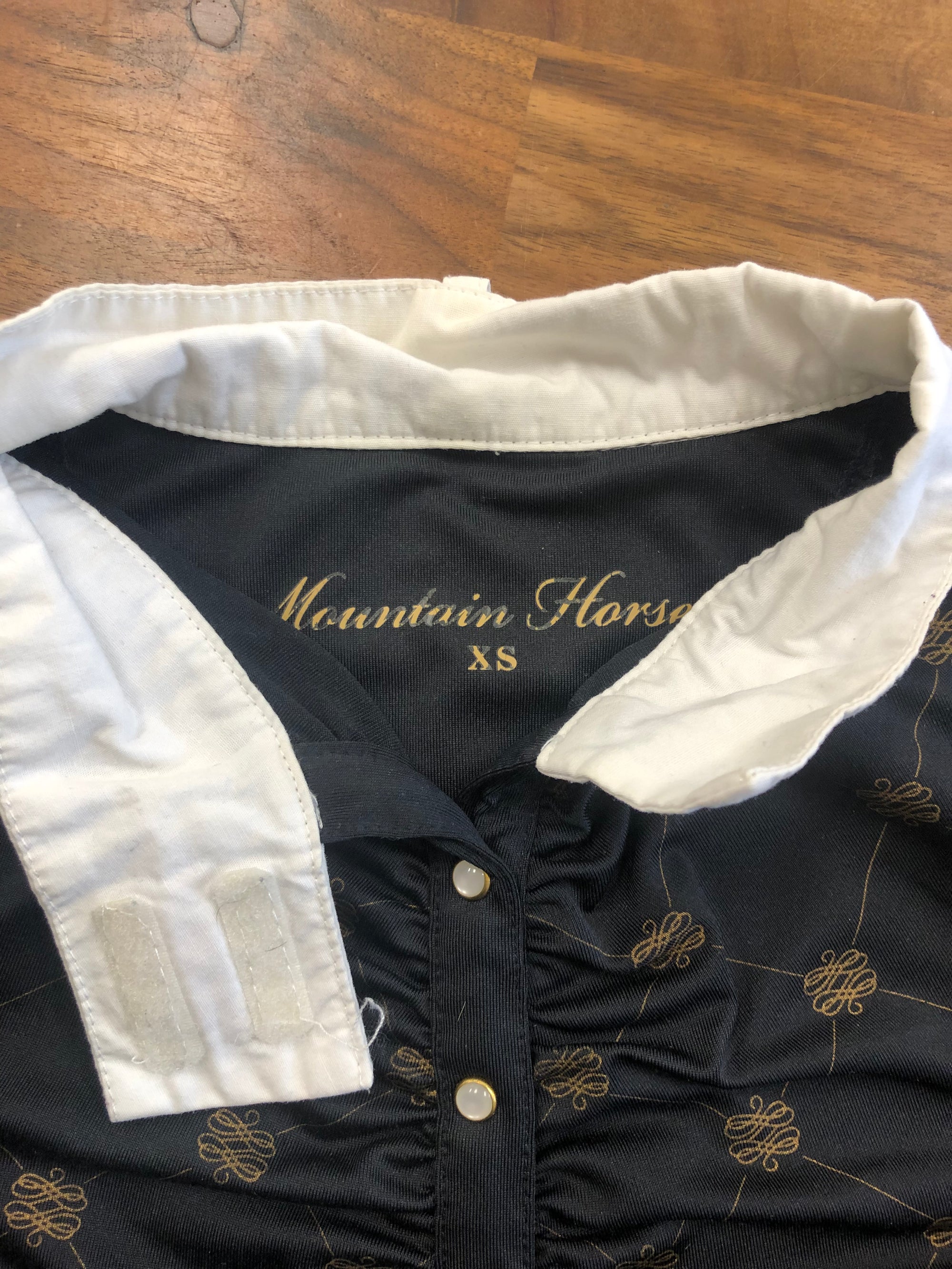 Fine Used Ladies MH Polo Top