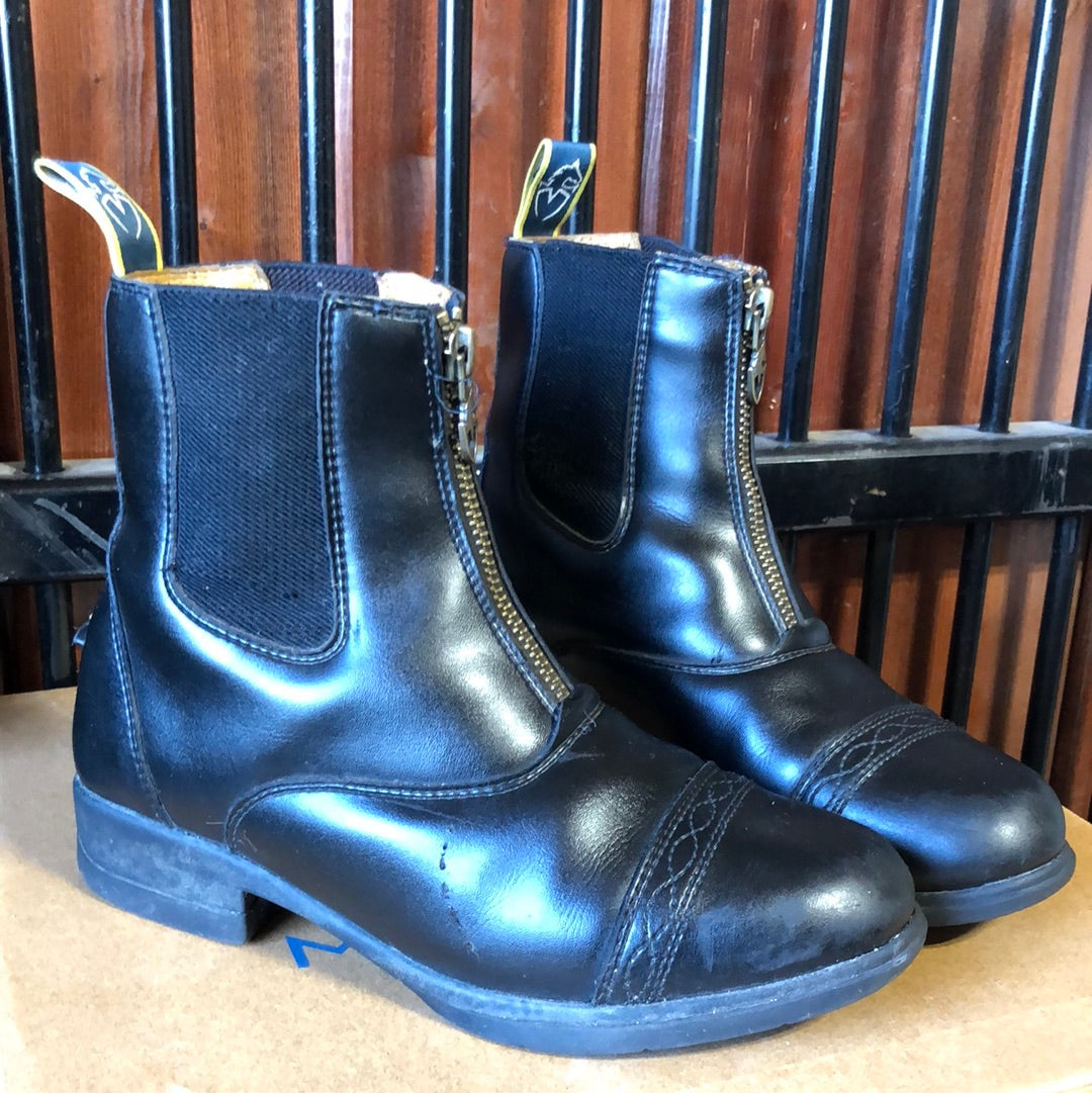 Fine Used Shires Clio Paddock Boots (Children’s 3)