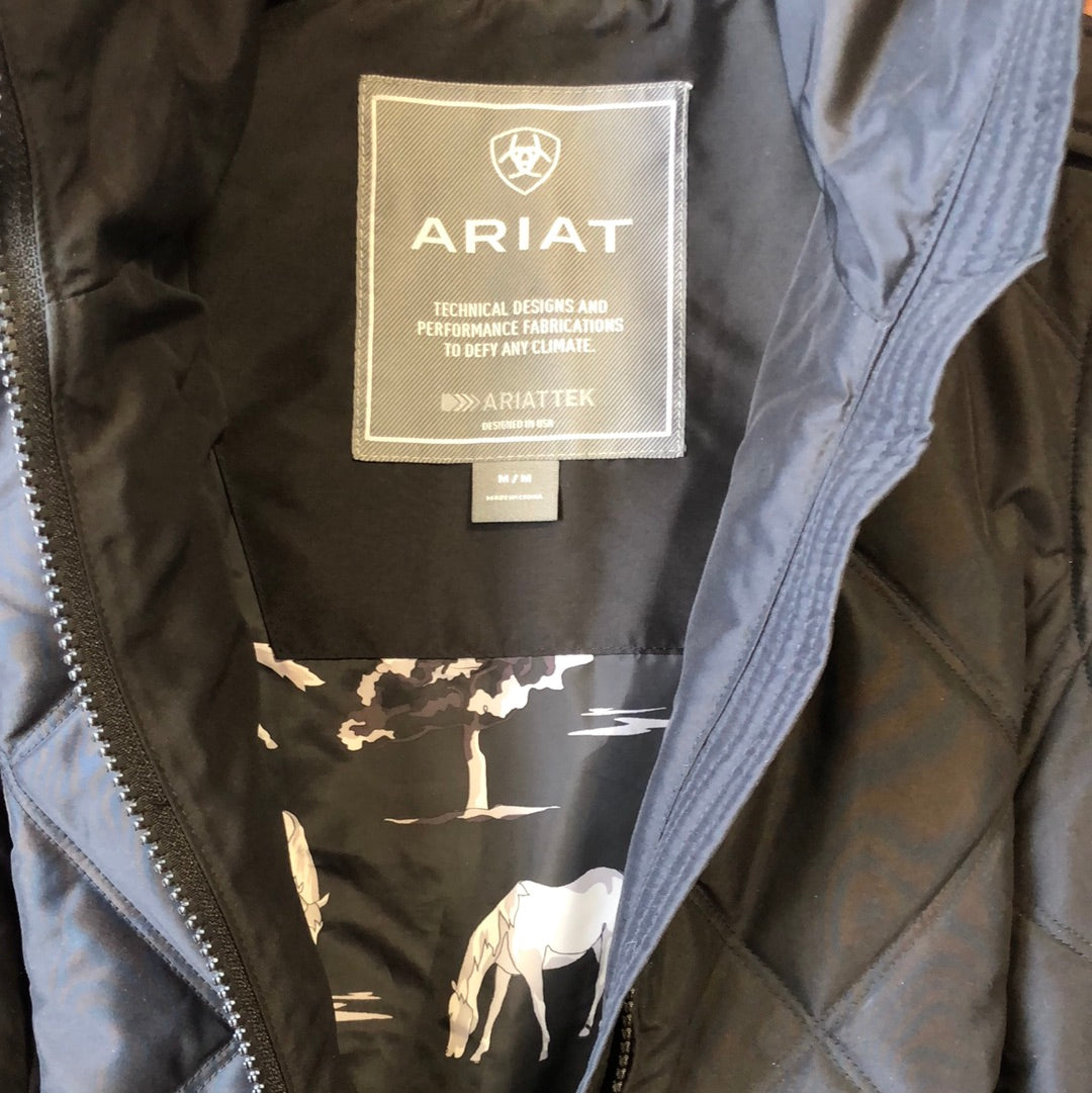 Fine Used Ariat Ladies Vest (M)
